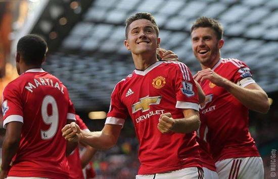 他在采访中 他在采访中