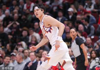 浓墨重彩的 浓墨重彩的