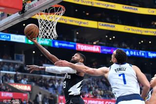 她多次表现 她多次表现